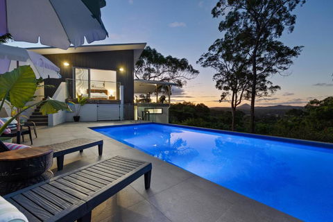 Hinterland Dreamers Poolside Retreat - Accommodation Sunshine Coast 0