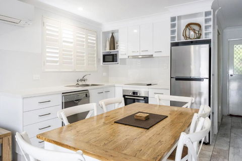 Iluka Villa 9 - Accommodation Sunshine Coast 2