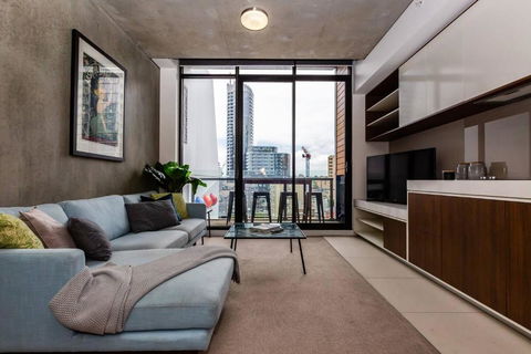 Industrial Chic Balcony Abode Near Chapel Street - Accommodation Sunshine Coast 1