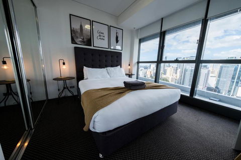 Infinity Tower Brisbane City - Accommodation Sunshine Coast 3