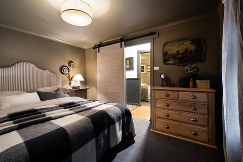 Innisfree - Accommodation Sunshine Coast 1