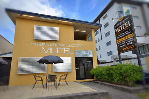 International Lodge Motel - Accommodation Sunshine Coast 1