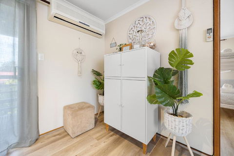 INVERLOCH Beach House - Accommodation Sunshine Coast 2