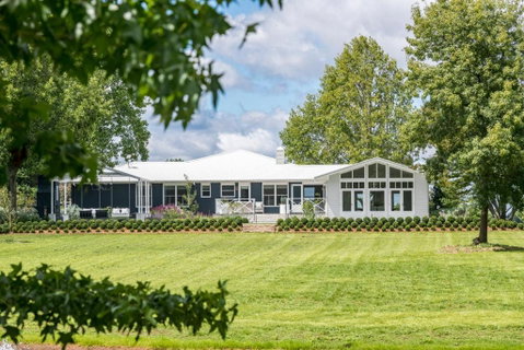 Isca House, Exeter, NSW - Accommodation Sunshine Coast 0