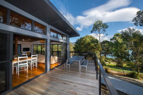 Adventure Bay Beach House - Accommodation Sunshine Coast 0