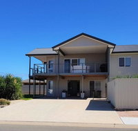 Agape Holiday Home - Accommodation Sunshine Coast