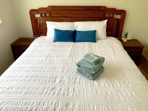 AHA Family Holiday House With Huge Backyard - Accommodation Sunshine Coast 0