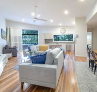 Ait Shona - Happy Place. Apt 10 Haven on the Park - Accommodation Sunshine Coast