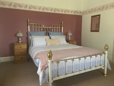Akoonah Cottage - Accommodation Sunshine Coast 0