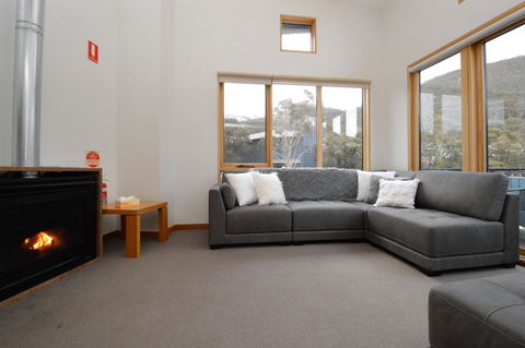 Akuna 3 - Accommodation Sunshine Coast 1