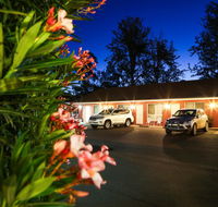 Akuna Motor Inn and Apartments - Accommodation Sunshine Coast