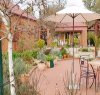 Albury Cottages - Accommodation Sunshine Coast