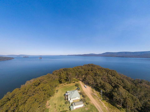 Aleda House - Accommodation Sunshine Coast 0