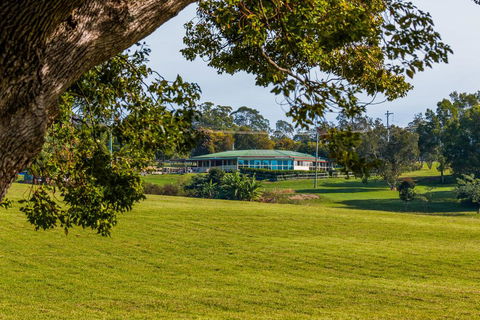 All About Me B & B - Accommodation Sunshine Coast 1