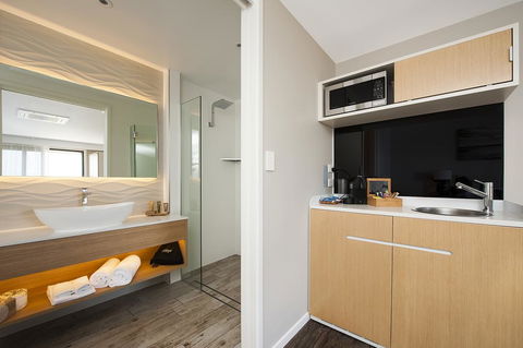 Allure On Ocean Motel - Accommodation Sunshine Coast 1