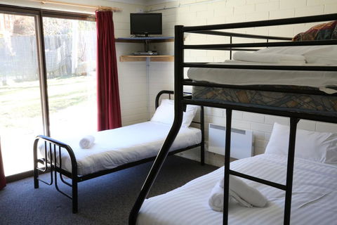 Alpha 8 - Accommodation Sunshine Coast 2