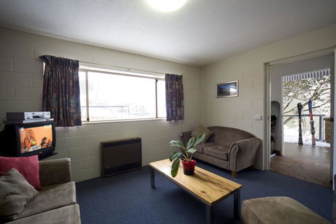 Alpine View Apartments - Accommodation Sunshine Coast 3