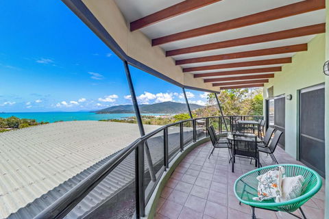 Ambience Of Airlie - Airlie Beach - Accommodation Sunshine Coast 3