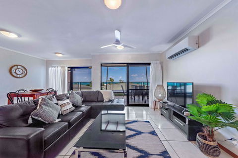 Ambience Of Airlie - Airlie Beach - Accommodation Sunshine Coast 0