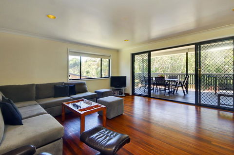 Ammaboolah At Hat Head - Accommodation Sunshine Coast 2