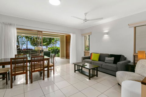 Amphora Resort Luxury Private Apts - Accommodation Sunshine Coast 3