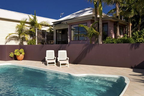 Anglesea Lodge - Accommodation Sunshine Coast 3