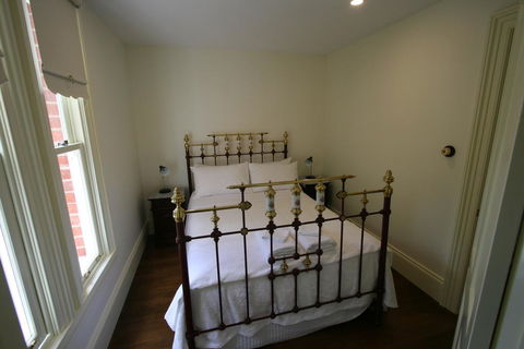 Annies Garden Cottage - Accommodation Sunshine Coast 2
