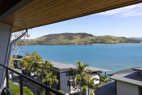 Apartment 27 Shorelines On Hamilton Island - Accommodation Sunshine Coast 2