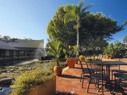 Apartments @ 2 Landsborough - Accommodation Sunshine Coast 3