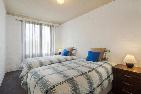 Apollo Unit 10 - Accommodation Sunshine Coast 3