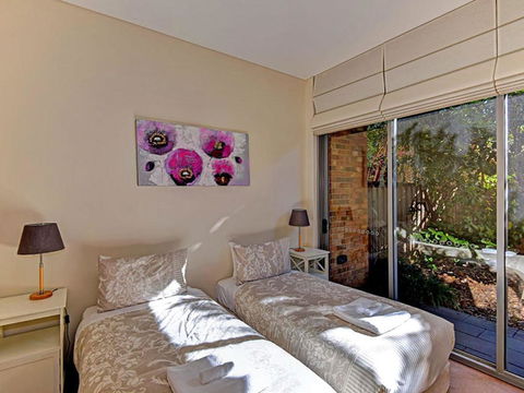 Aqua Viva 2 - Accommodation Sunshine Coast 3