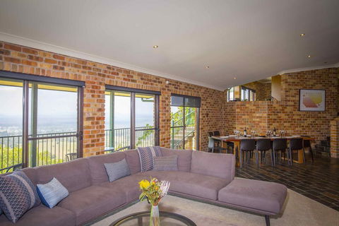 Aquila - Accommodation Sunshine Coast 1