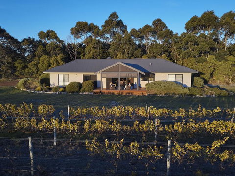 Arimia Estate Guesthouse - Accommodation Sunshine Coast 0