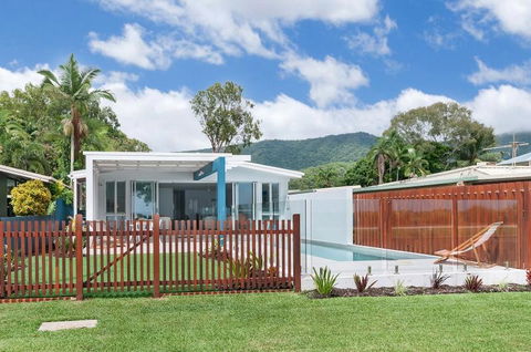 Arlington Beach House - Accommodation Sunshine Coast 1