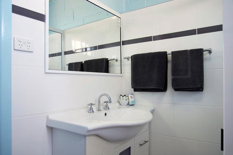 Artesian Motor Inn - Accommodation Sunshine Coast 3