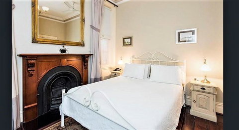 Arundels Boutique Accommodation - Accommodation Sunshine Coast 2