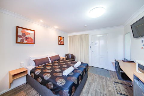 Ascot Lodge Motor Inn - Accommodation Sunshine Coast 3