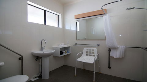 Ashleigh Court Motor Inn - Accommodation Sunshine Coast 2