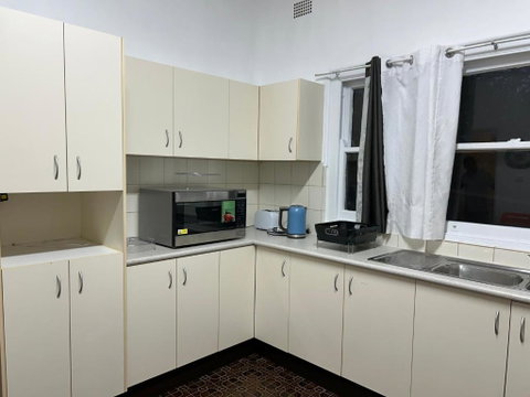 Luxury House 3 Bedrooms - Accommodation Sunshine Coast 1