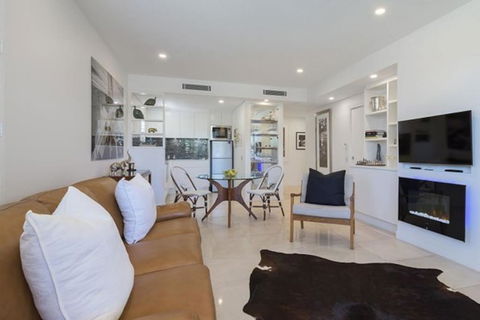 Luxury In The Heart Of Hastings Street 628 - Accommodation Sunshine Coast 1