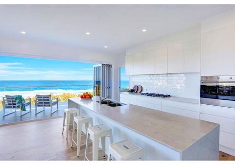 Luxury Ocean View Property - Accommodation Sunshine Coast 1