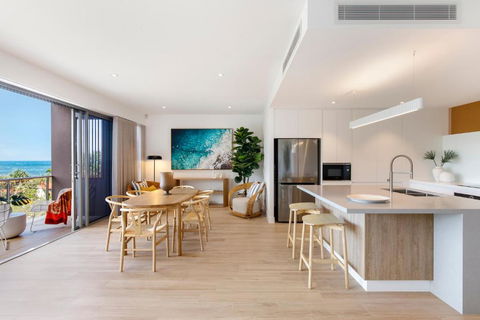 Luxury Seaside Living, Sunshine Beach - Accommodation Sunshine Coast 1