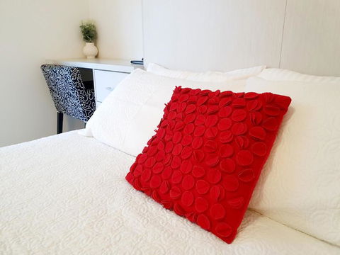 M4 West Perth Studio Apartment Near Kings Park - Accommodation Sunshine Coast 0