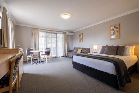 Maclin Lodge Motel - Accommodation Sunshine Coast 0
