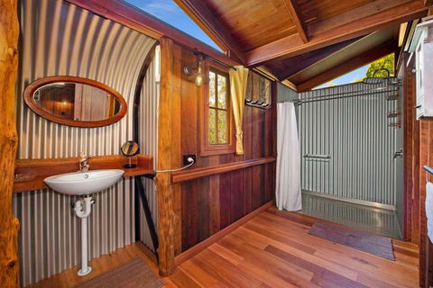 MANGO LODGE River Heads - Accommodation Sunshine Coast 3