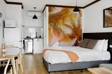 M Hotel - Accommodation Sunshine Coast 1