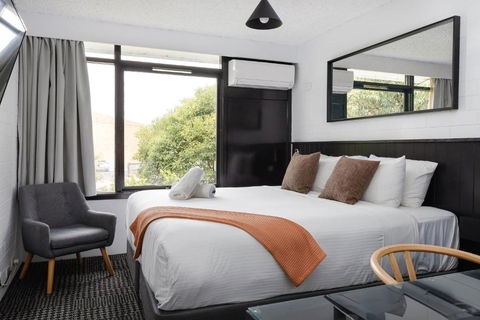 M Hotel - Accommodation Sunshine Coast 3