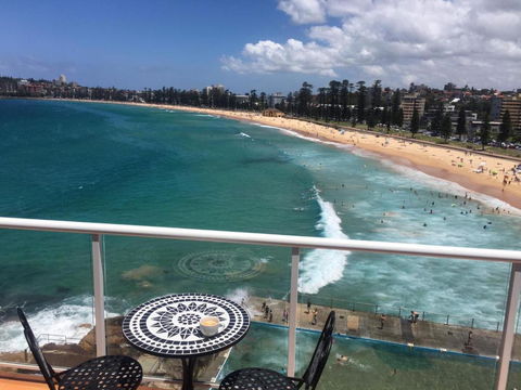 Manly Waterfront Beach Stay - Accommodation Sunshine Coast 0