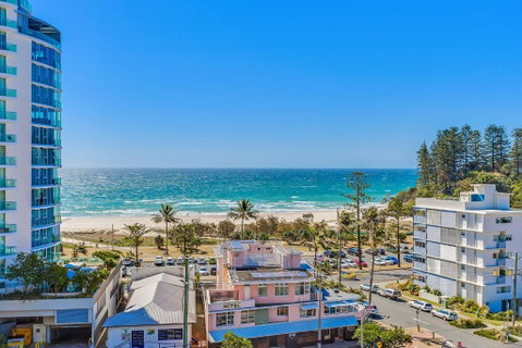 Mantra Twin Towns - Accommodation Sunshine Coast 1