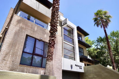 Melbourne ViVo - Accommodation Sunshine Coast 0
